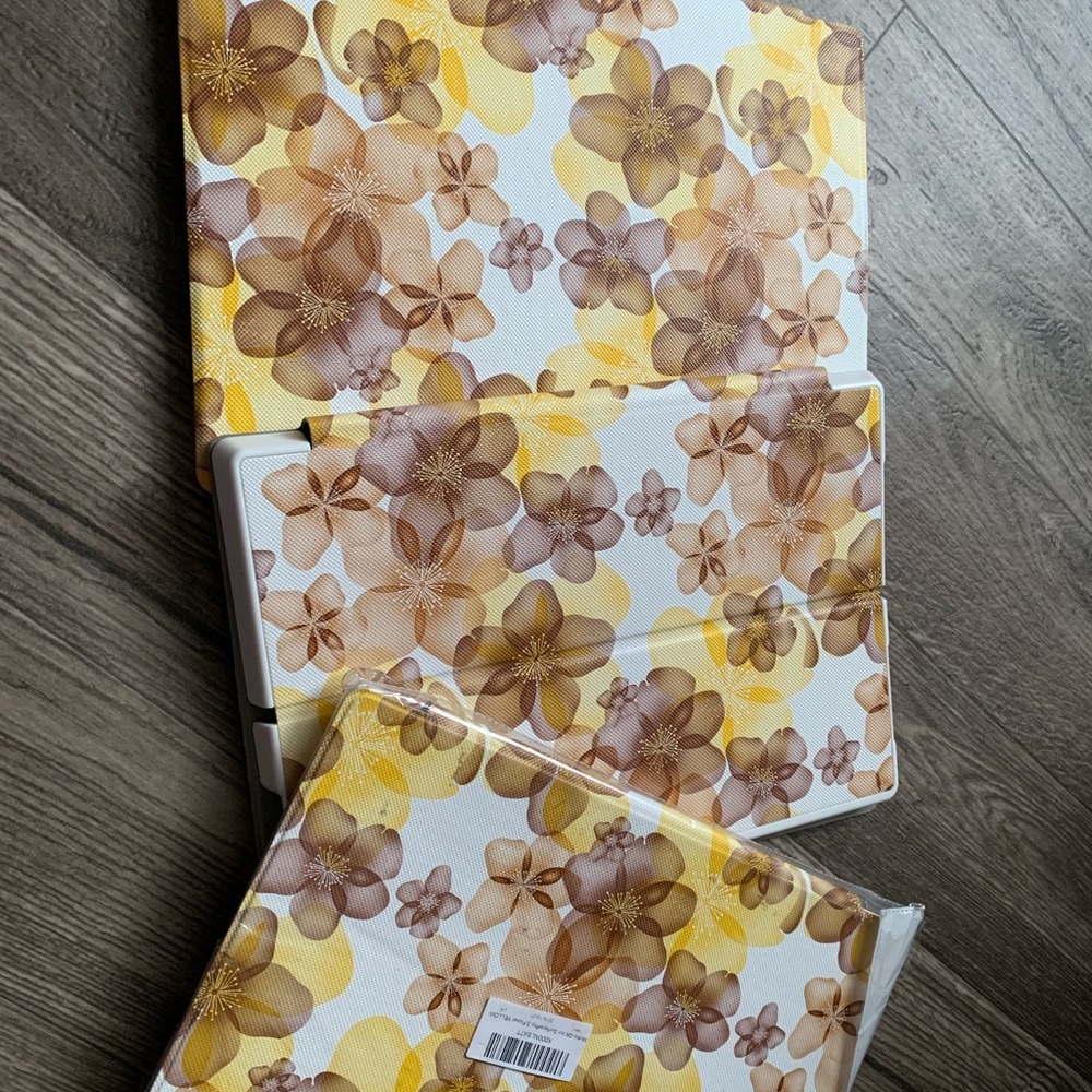 🌼🌸 Flowers Galore Tablet Case 🌸🌼 - Picture 6 of 7